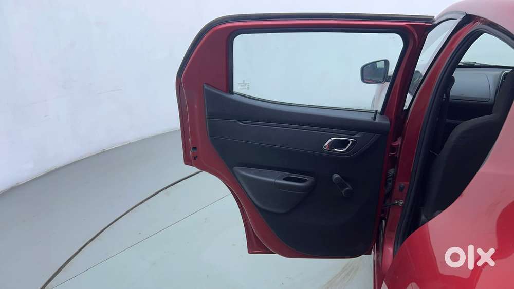 Renault Kwid 1.0 Rxt Sce Special (o), 2018, Petrol