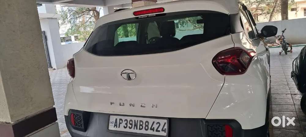 Tata Punch Rhythm 2022