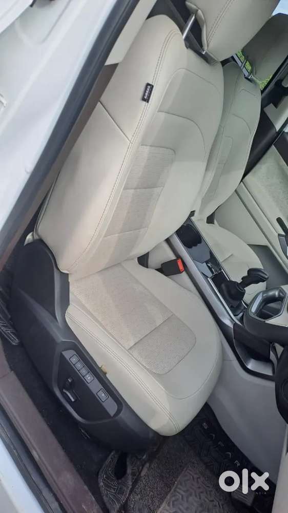 Tata Safari Accomplished Plus Dual Tone, 2024, Diesel