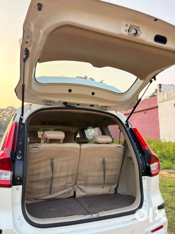Maruti Suzuki Ertiga 1.5 Vxi, 2025, Petrol