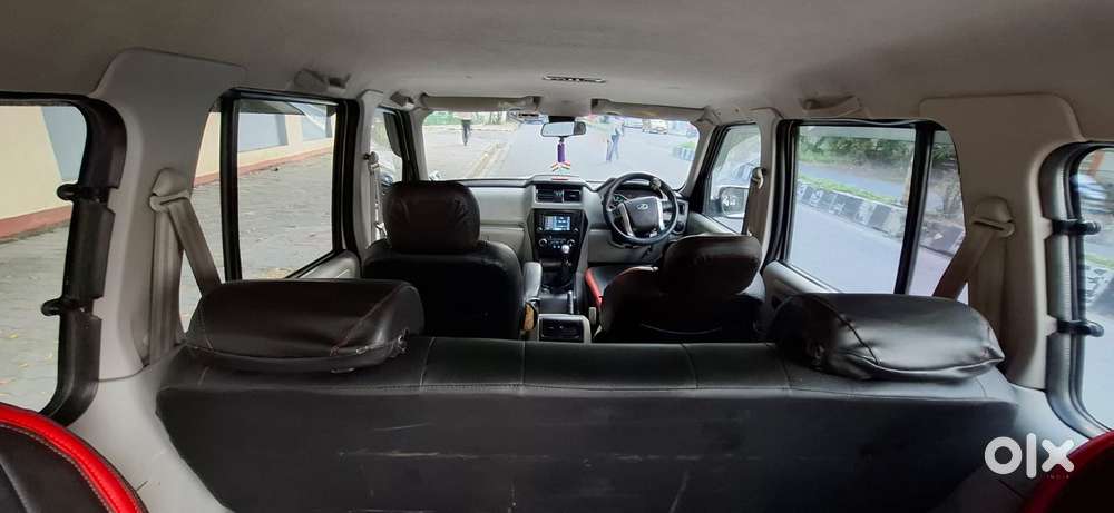 Mahindra Scorpio S10, 2015, Diesel