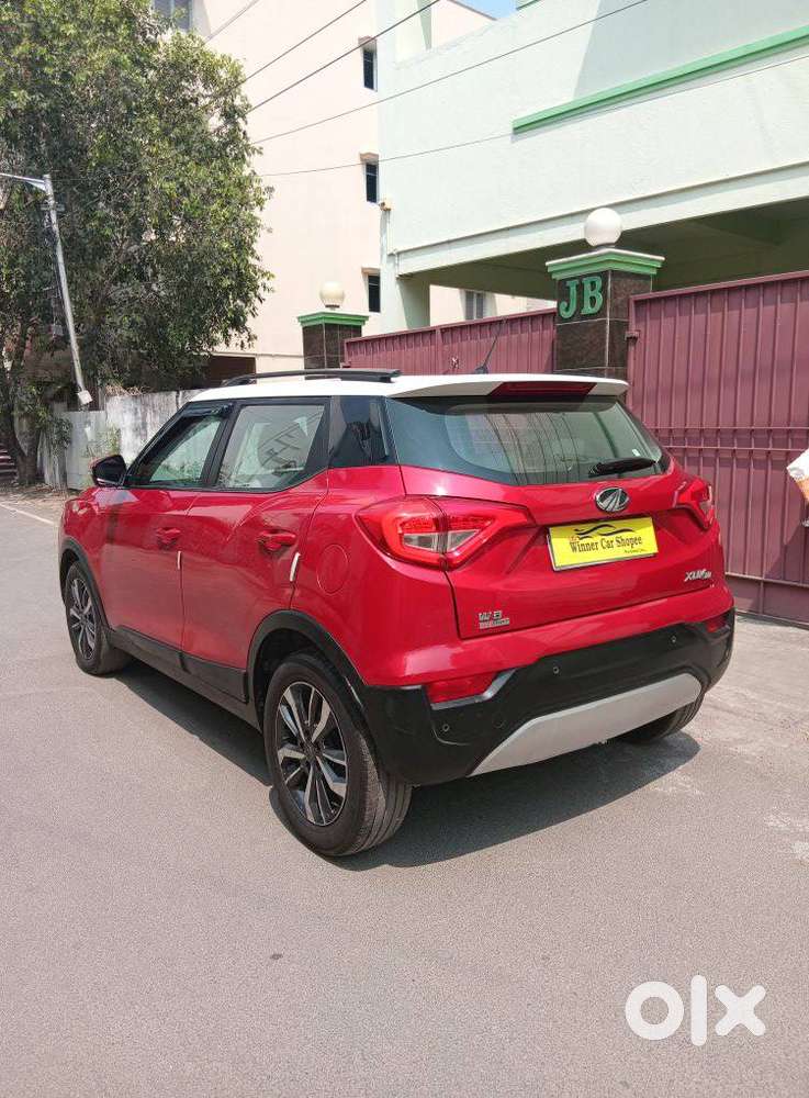 Mahindra Xuv300 W8 (o) 1.5 Diesel Amt Dual Tone, 2020, Diesel