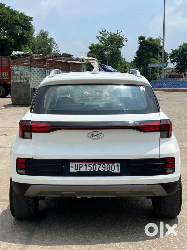 Hyundai Venue S 1.2 Petrol, 2023