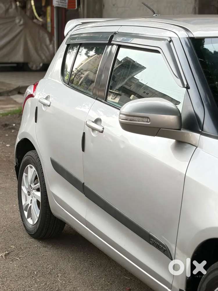 Maruti Suzuki Swift 2012