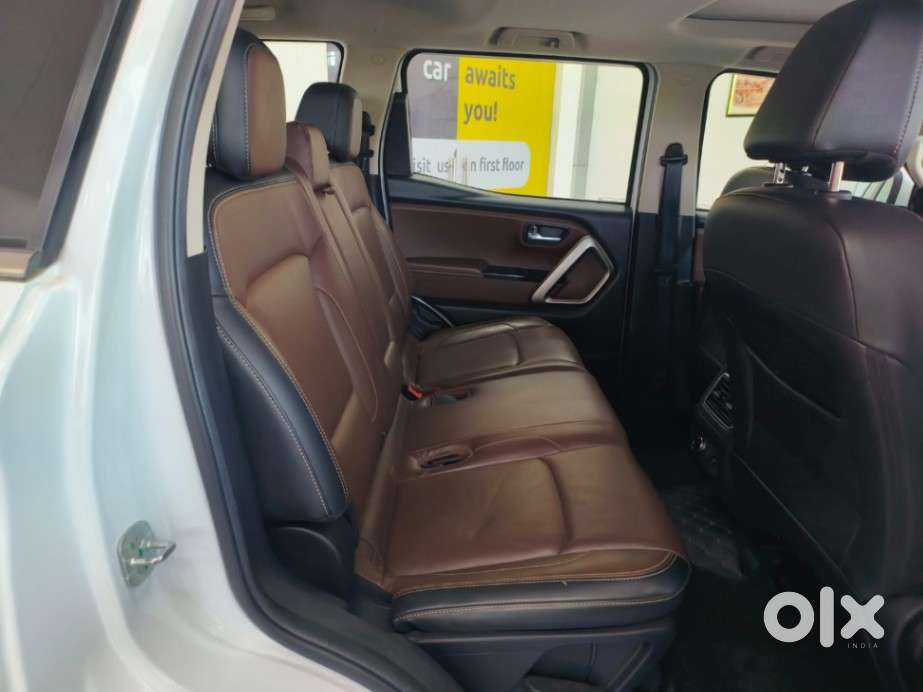 Mahindra Scorpio N D At 2wd Z8 S 7s Z8 Select, 2025, Petrol
