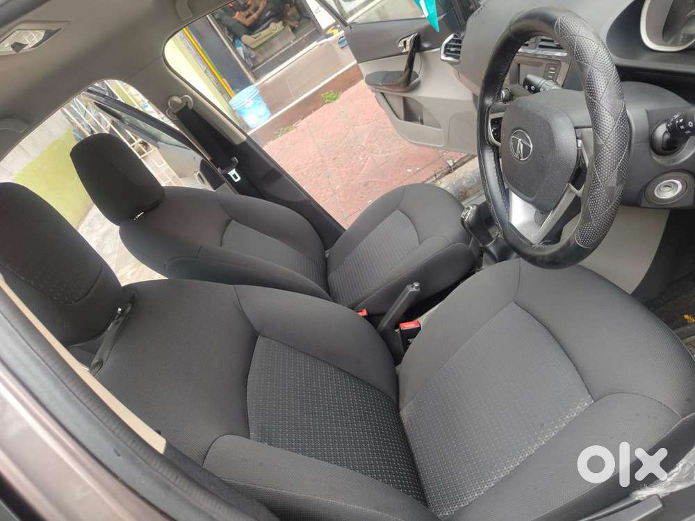 Tata Tiago 1.2 Revotron Xz (o), 2017, Petrol