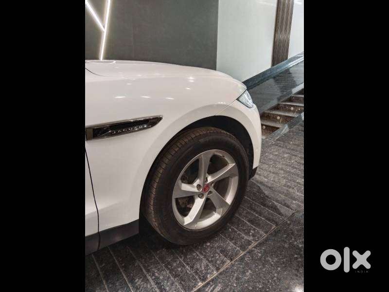 Jaguar F-pace Prestige 2.0 Petrol, 2019, Petrol