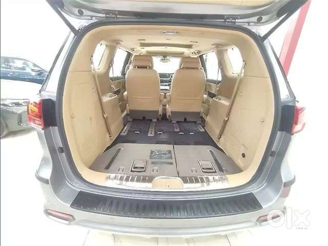Kia Carnival Limousine Plus 7 Str, 2023, Diesel