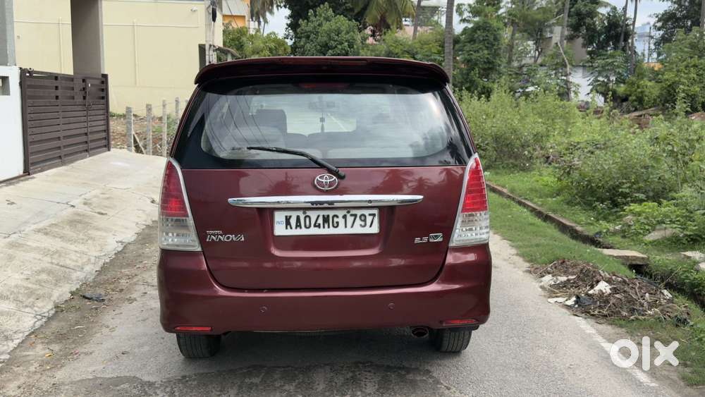 Toyota Innova 2.0 Vx 8 Str, 2009, Diesel