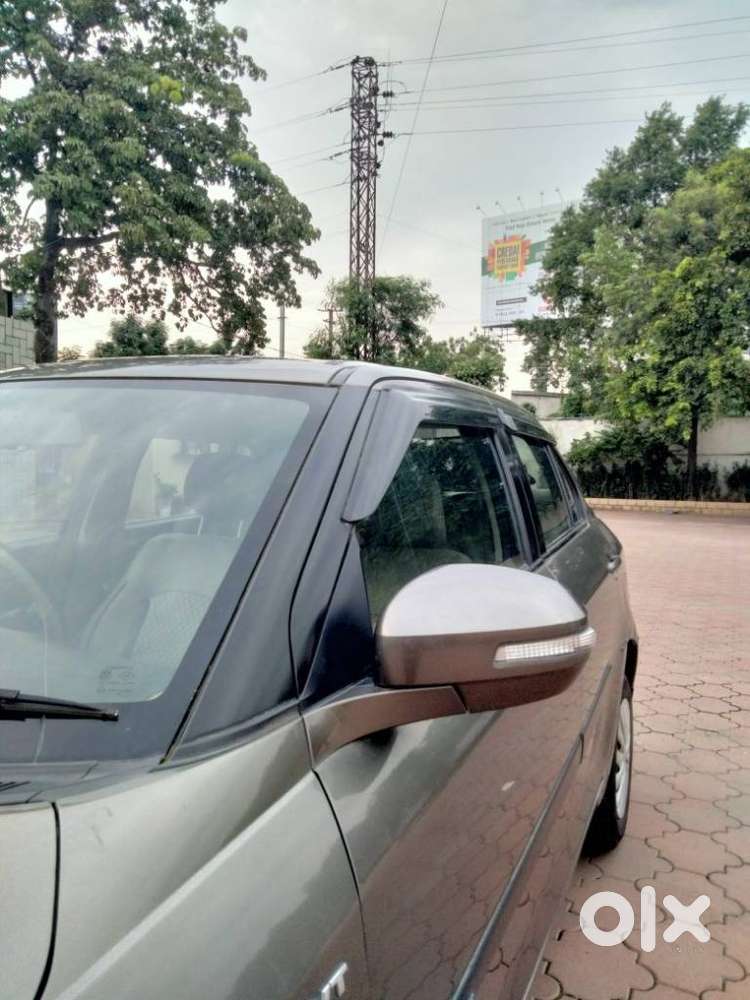 Maruti Suzuki Swift Dzire 1.2 Vxi Bsiv, 2016
