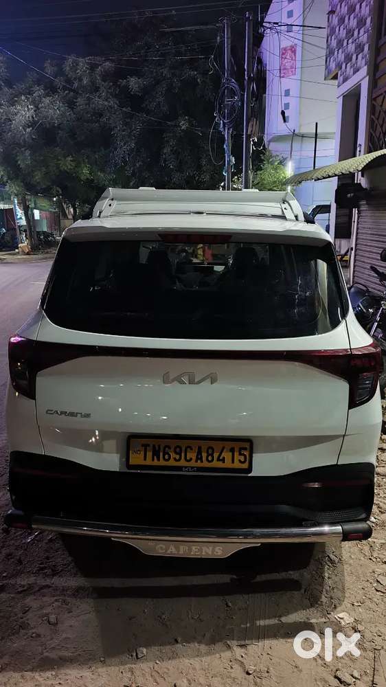Kia Carens Premium 2026 Cng