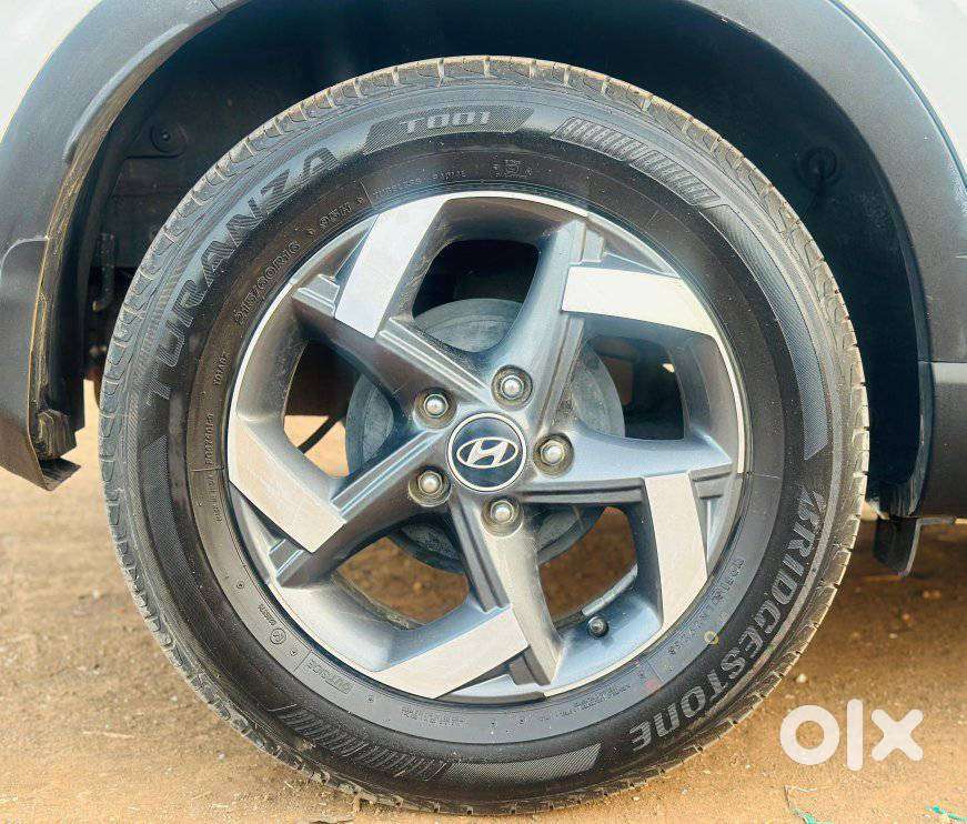 Hyundai Venue Sx Dual Tone Turbo, 2021, Petrol