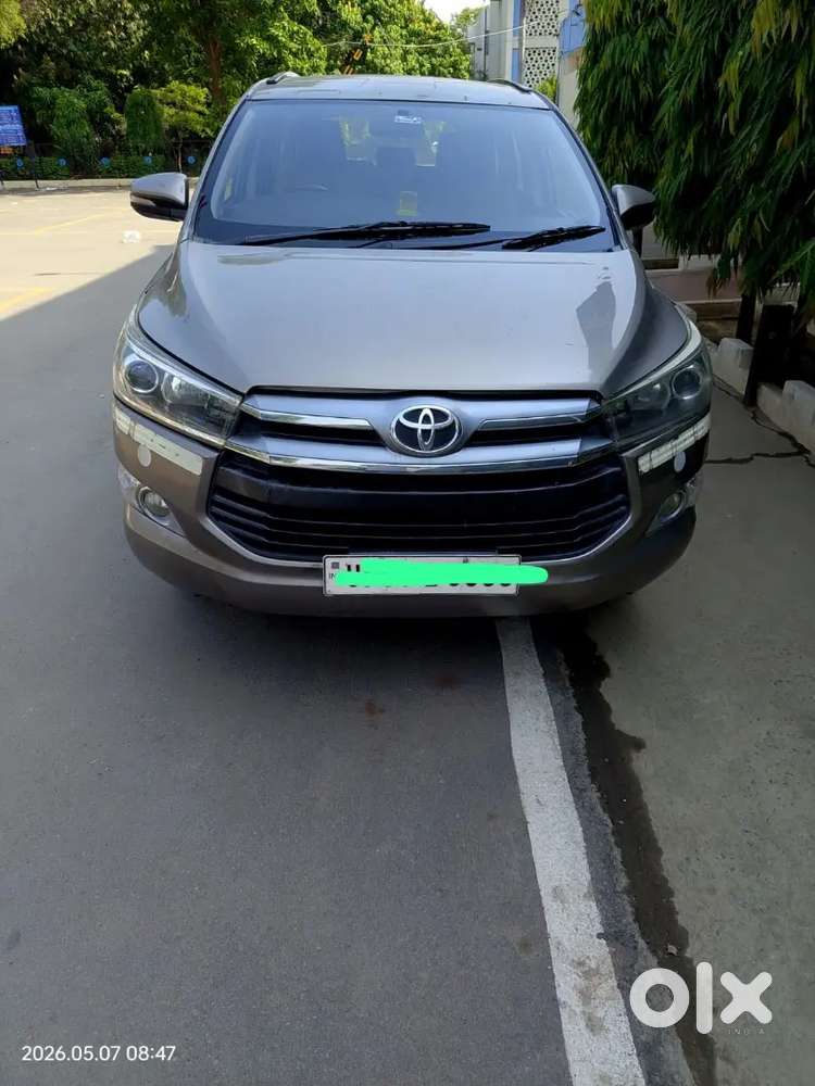Toyota Innova Crysta 2.4 Diesel Manual 2018