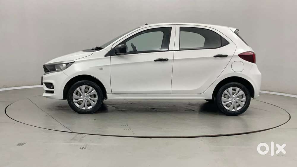 Tata Tiago Xe, 2021, Petrol