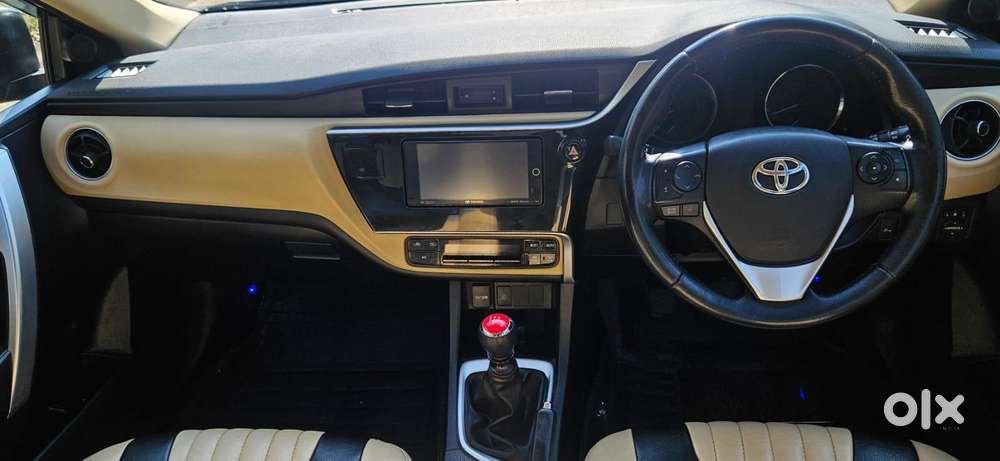 Toyota Corolla Altis