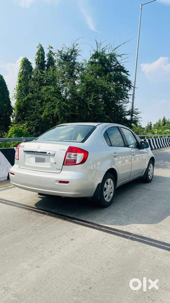 Maruti Suzuki Sx4 Vxi Bsiv, 2011, Petrol