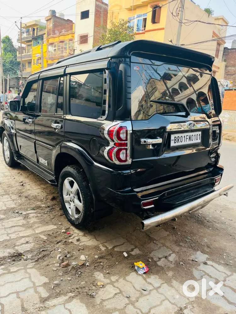 Mahindra Scorpio Classic 2023