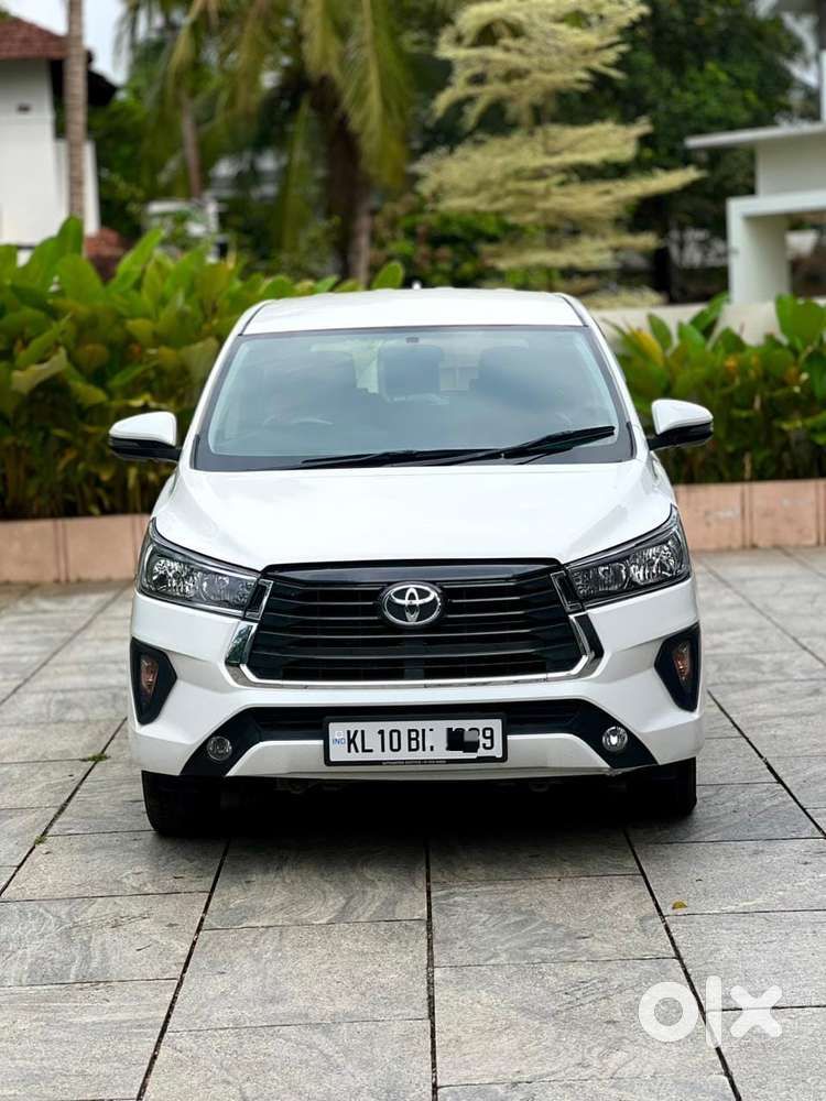 Toyota Innova Crysta 2.4 G Plus Mt 7 Str, 2022, Diesel
