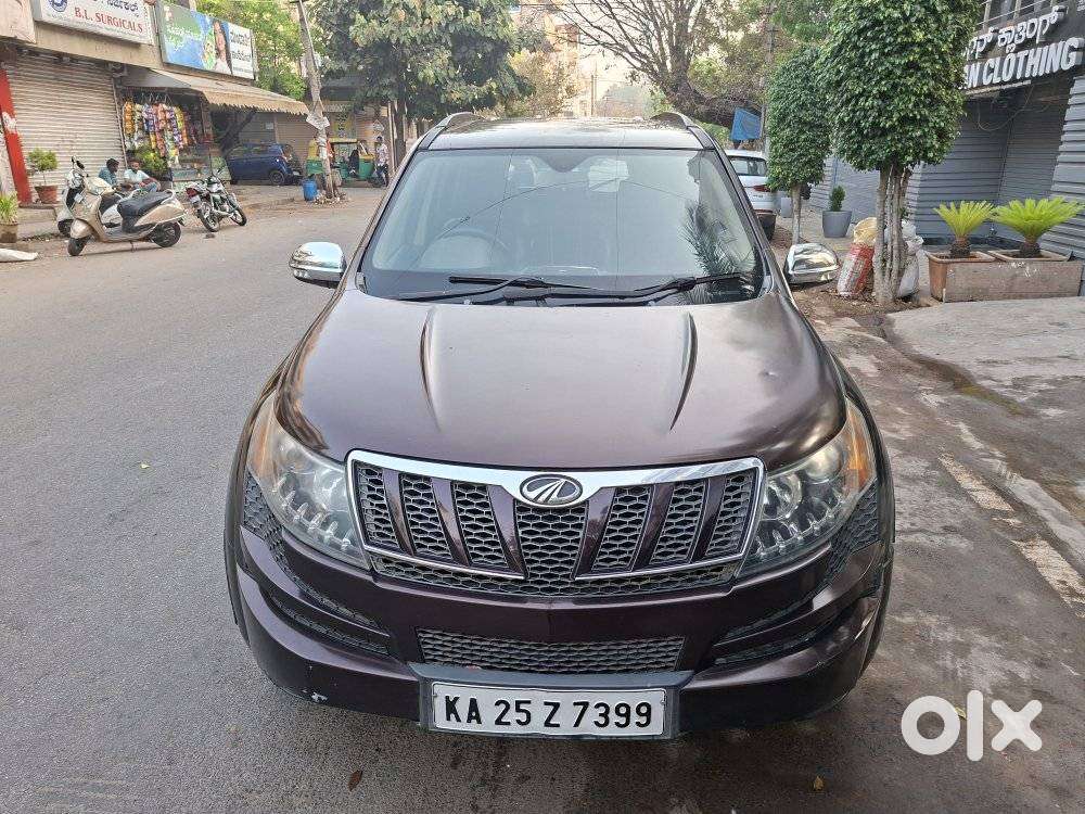 Mahindra Xuv500 W8 Dual Tone, 2013, Diesel