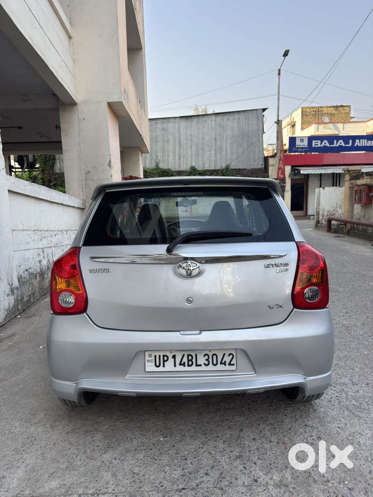Toyota Etios Liva Trd Sportivo Petrol Ltd, 2011, Petrol