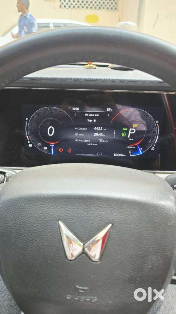 Mahindra Xuv700 Ax7l 6 Str At, 2023, Petrol