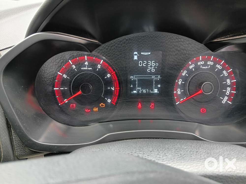 Mahindra Xuv300 W6, 2023, Petrol