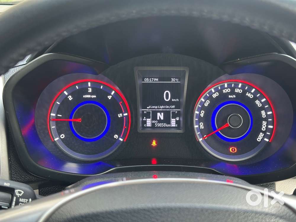 2022 Mahindra Xuv300 W8(o) Diesel 1.5 | Up16 Registered | 60,000 Kms