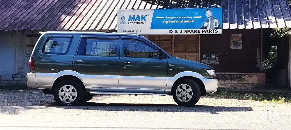 Chevrolet Tavera Elite 2004