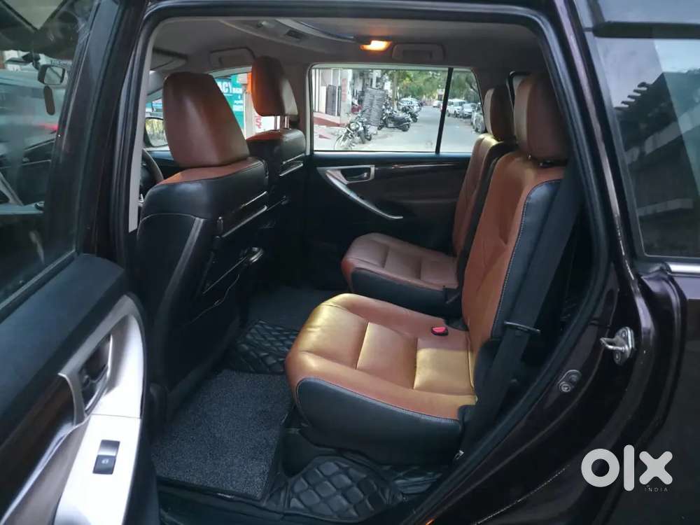 Toyota Innova Crysta 2017