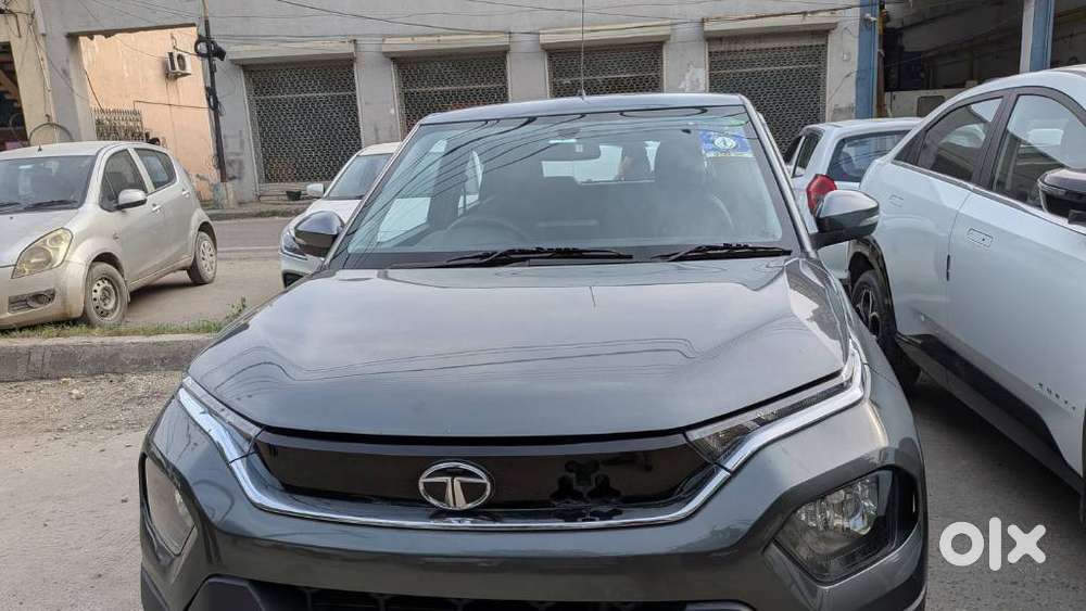 Tata Punch, 2022, Petrol