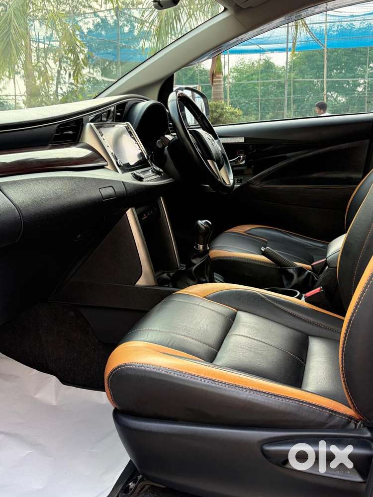 Toyota Innova Crysta [2020-ongoing] 2.4 Vx 8 Str, 2021, Diesel