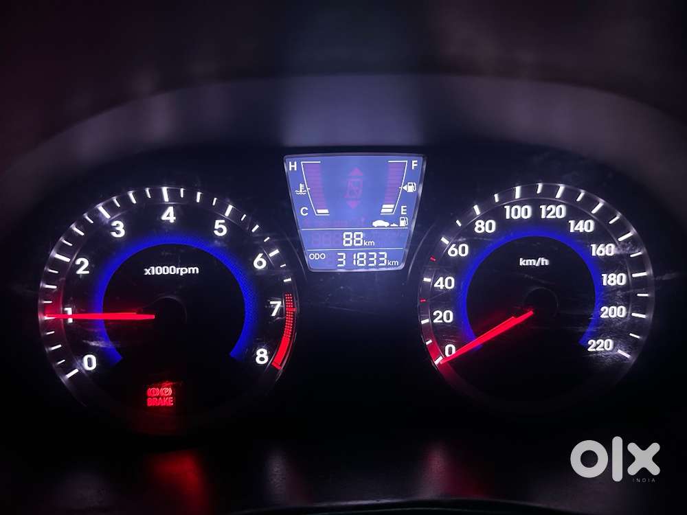 Hyundai Verna 2014 Petrol 32000 Km Driven