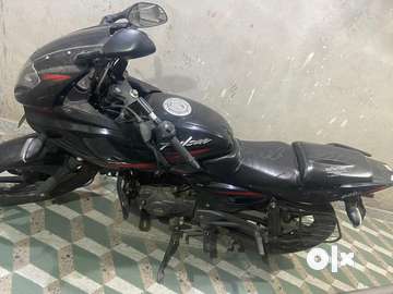 pulsar 220 in new condition Motorcycles 1758650679