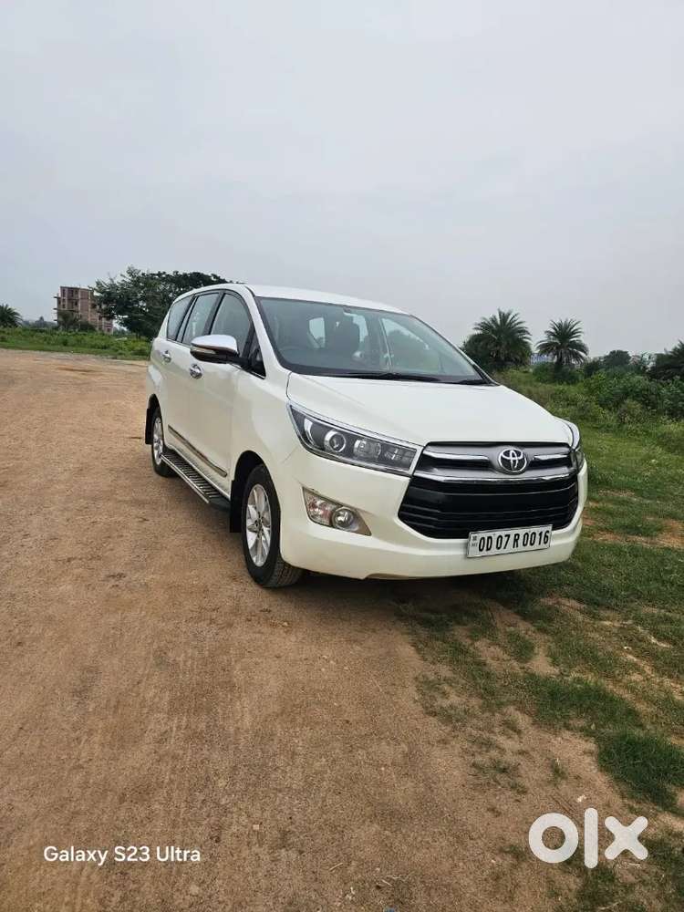 Toyota Innova Crysta 2.4 Diesel 2017
