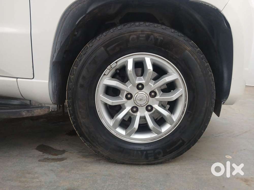 Mahindra Tuv 300 Mhawk100 T8, 2016, Diesel