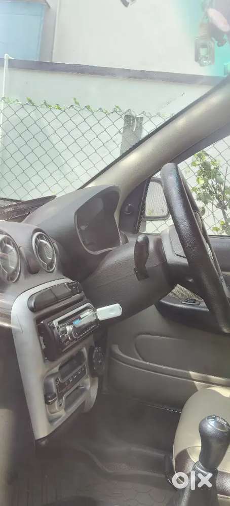 Hyundai Santro Gls Ii 2011 Odometer 97000 Km