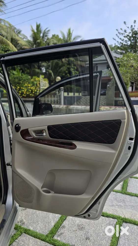 Toyota Innova 2013 3rd Owner