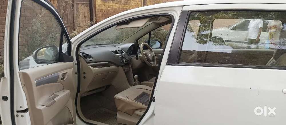 Maruti Suzuki Ertiga 2016 Petrol 76000 Km Driven