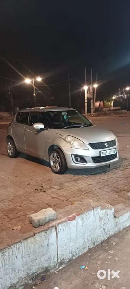 Maruti Suzuki Swift 2013 Diesel 89300 Km Driven