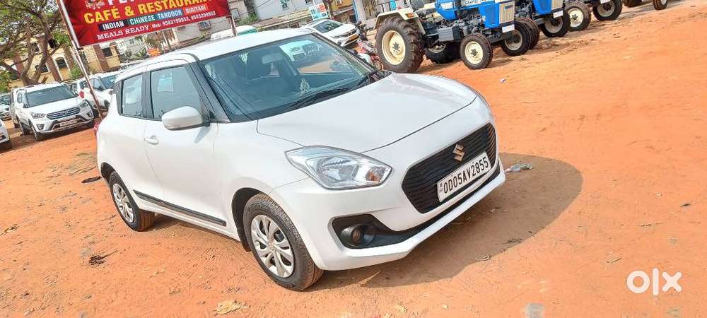 Maruti Suzuki Swift Vxi + Manual, 2020, Petrol