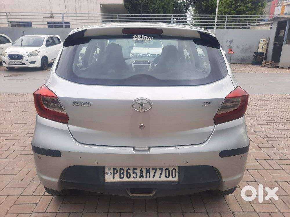 Tata Tiago 1.2 Revotron Xt Option, 2017, Petrol