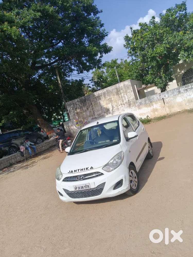 Hyundai I10 2013 Petrol 80000 Km Driven
