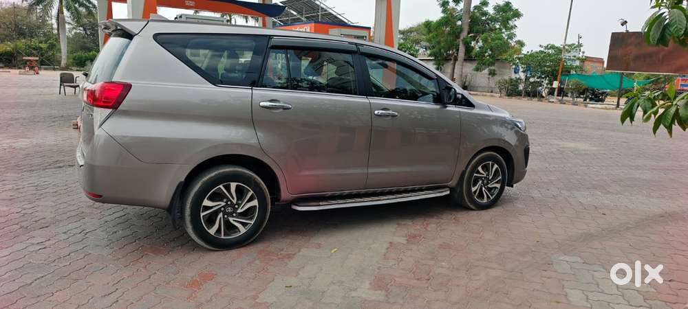 Toyota Innova Crysta 2021