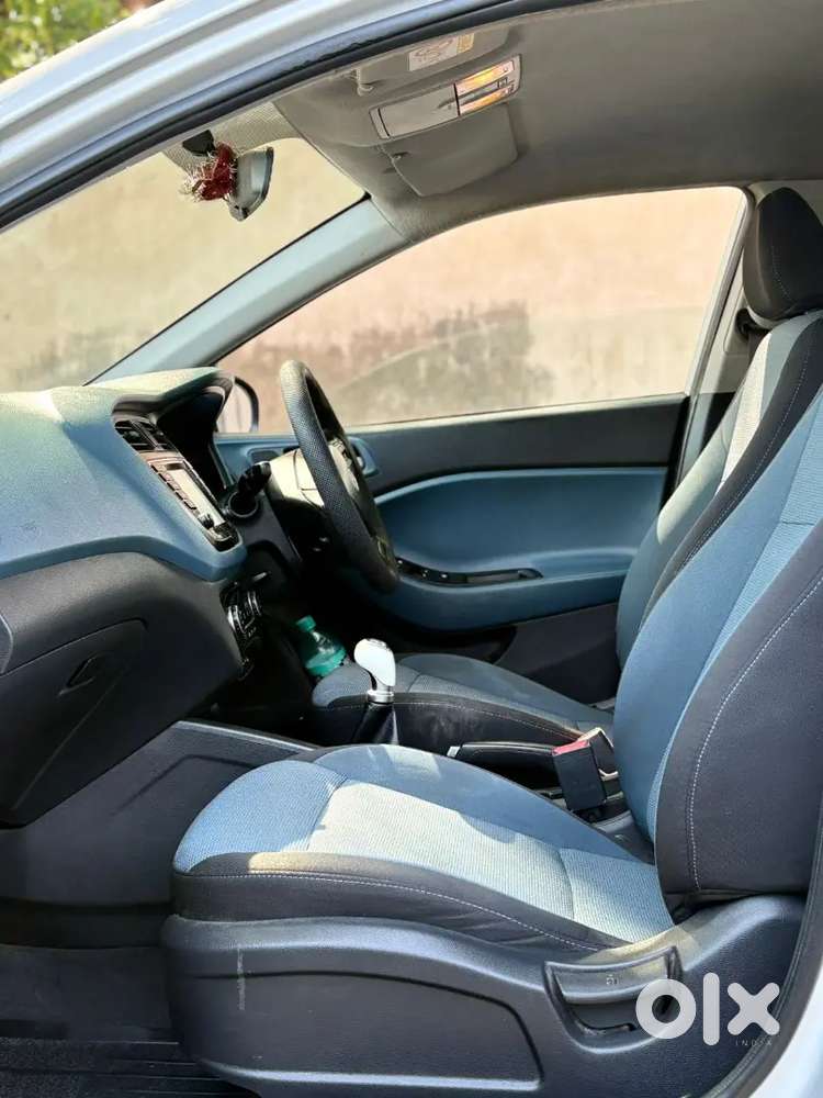 Hyundai I20 Active 2017 Petrol Well Maintained