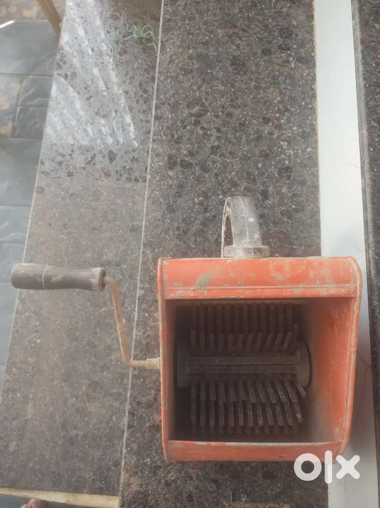 Ghar ki wall me Dane marne wali manual machine
