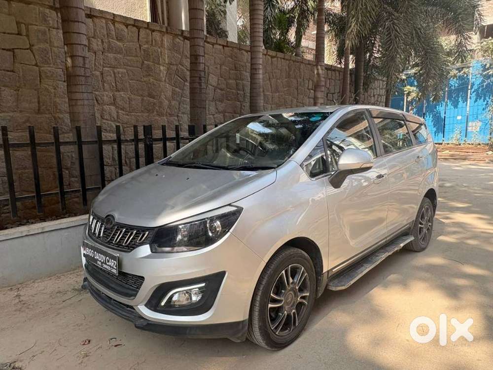Mahindra Marazzo M8, 2018, Diesel