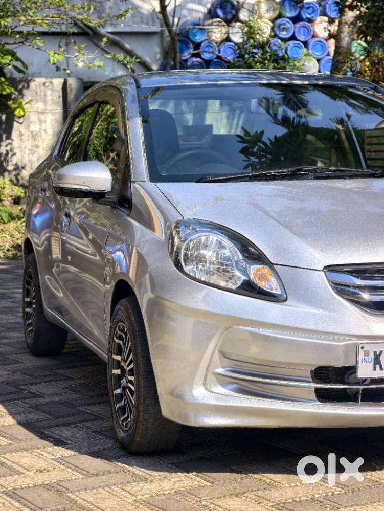 Honda Amaze, 2015, Petrol