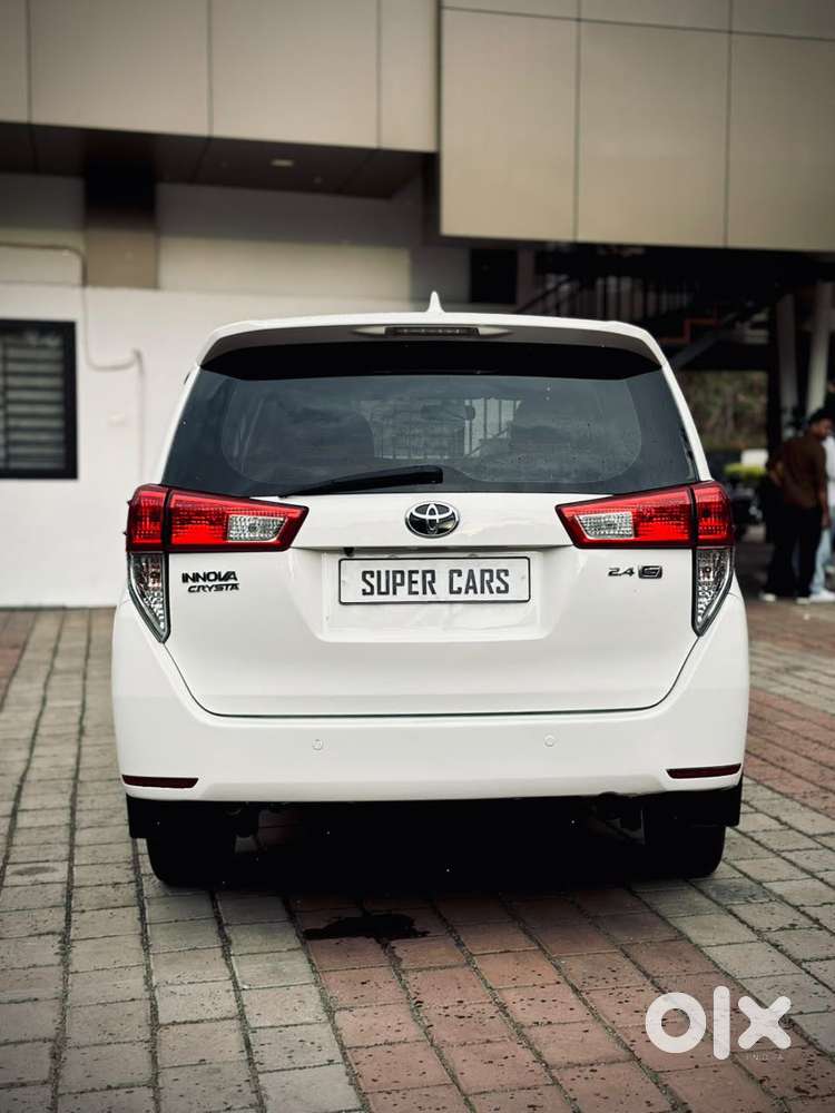 Toyota Innova Crysta [2020-ongoing] 2.7 Gx Mt 7 Str, 2017, Diesel