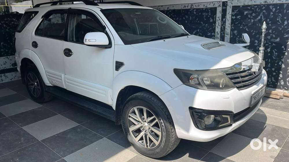 Toyota Fortuner 2015 Diesel Well Maintained