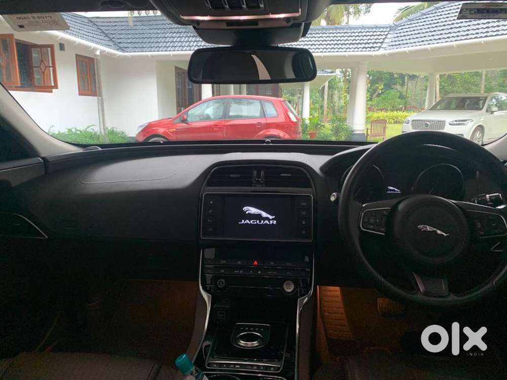 Jaguar Xe 2019 Portfolio Top End Luxury Immaculate Condition